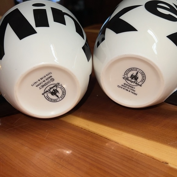 Set of 2 Mickey and Minnie Mouse Coffee Cups Mugs Disney Parks - Picture 6 of 6